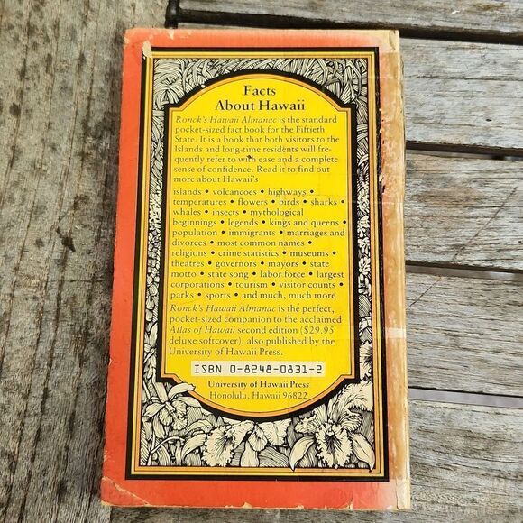 Roncks 1984 Hawaii Almanac Kolowalu Book - Picture 2 of 6